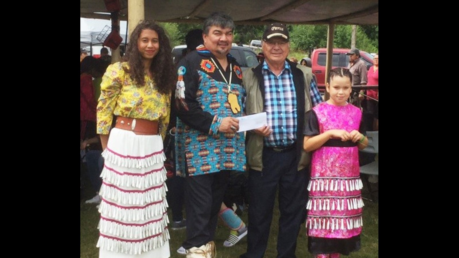 Jean-Roch Ottawa, chef du Conseil des Atikamekw de Manawan et Gaétan Morin, préfet de la MRC de Matawinie.