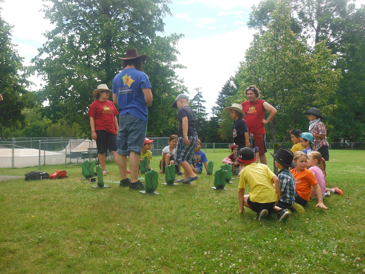 Quelques annulations ont été reçues au cours des dernières semaines. Ainsi, selon le groupe de votre enfant et les semaines de l’été, il y a encore de la place.