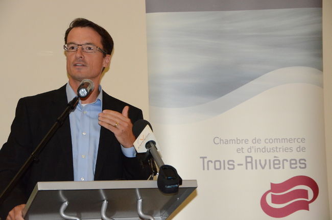 Patrick Charlebois, président de la Chambre de commerce et d’industries de Trois-Rivières, a détaillé les enjeux locaux qui gagneraient à être débattus entre les différents candidats des circonscriptions du Grand Trois-Rivières. 