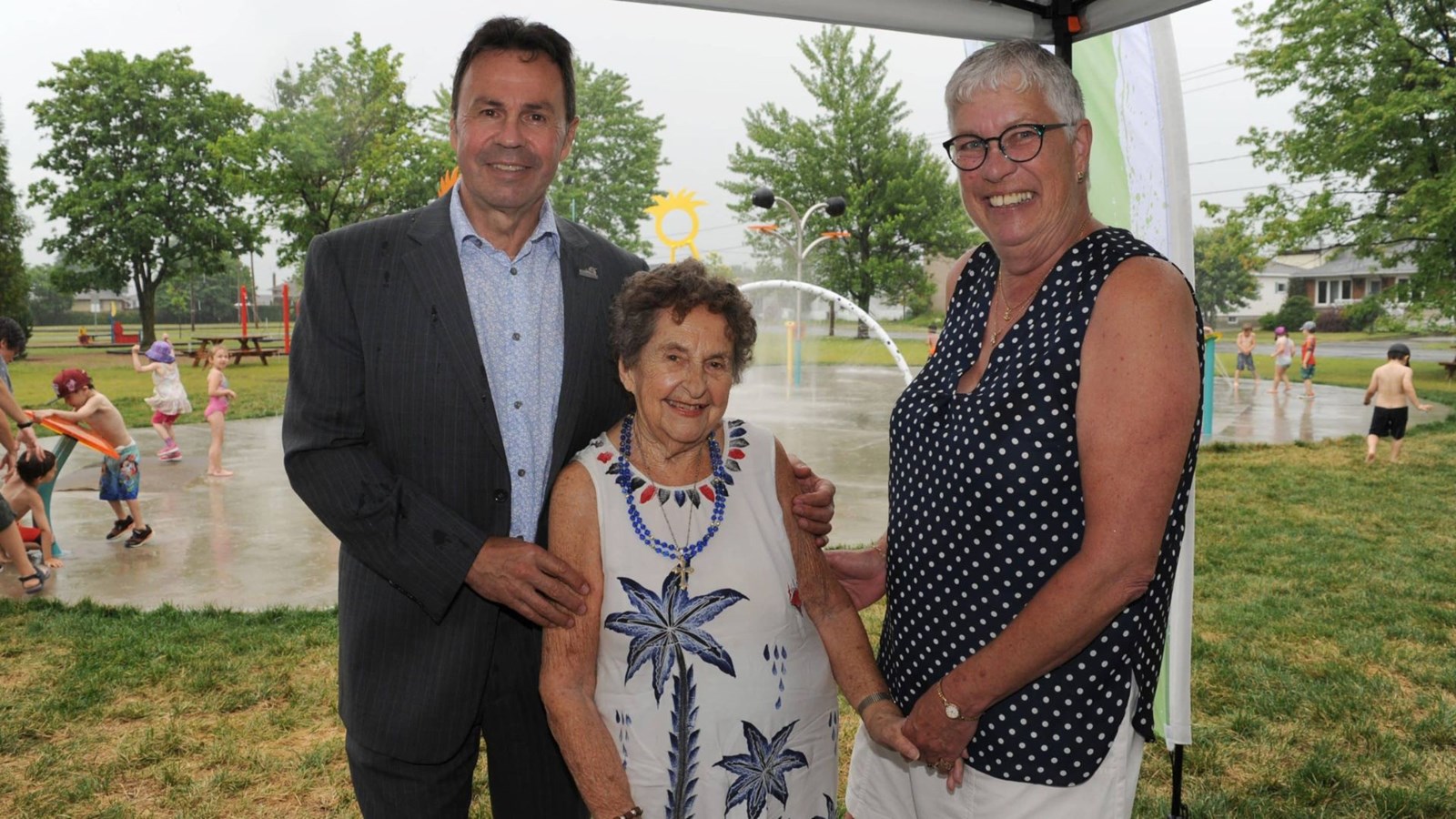 Les drapeaux de Shawinigan en berne pour Florence Lawless-Lacroix