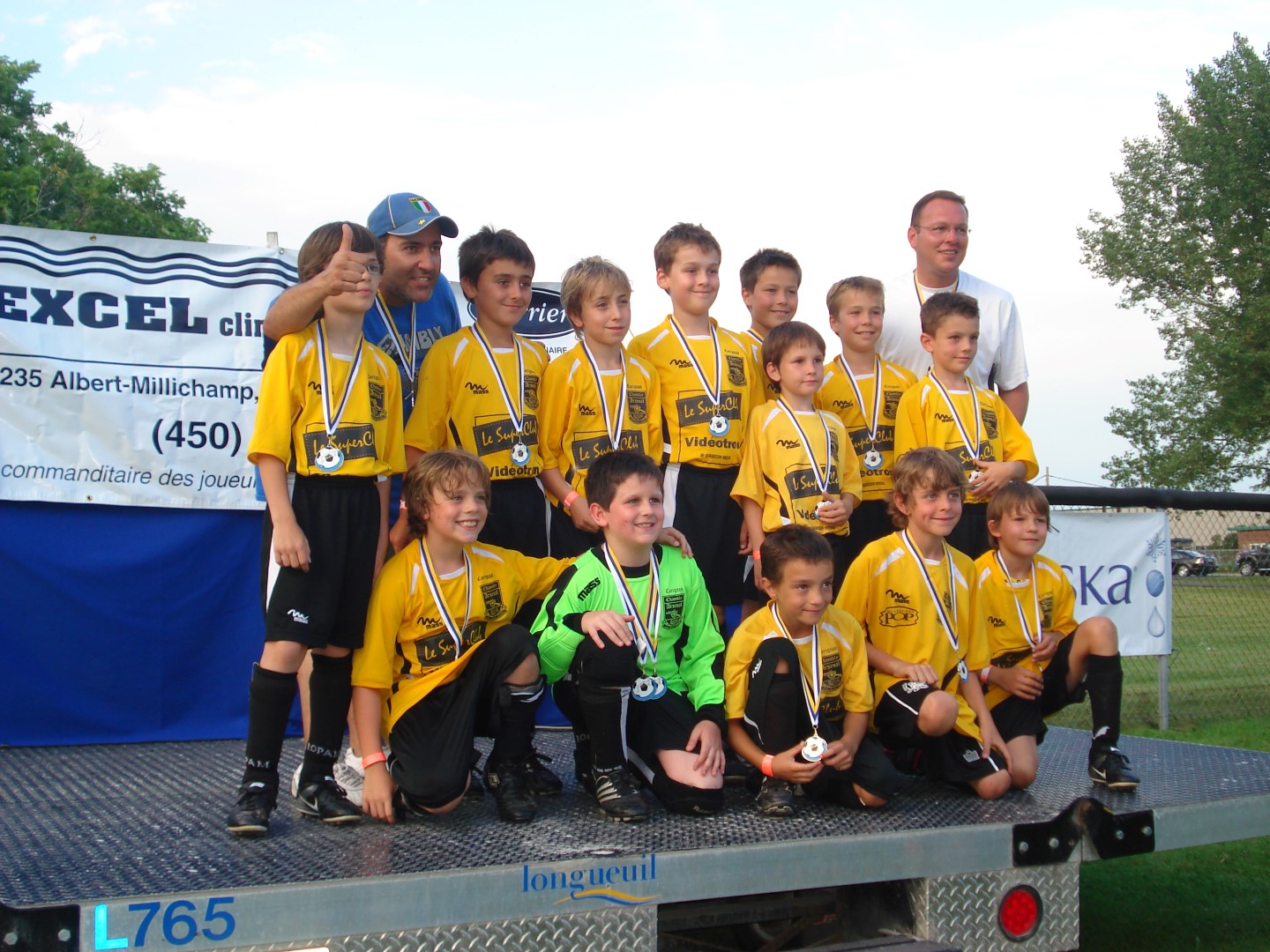 Nico Zurfluh, Dean Pirolli, Dwayne Pirolli, Zackary Grimard. Olivier Roy, Marc-Étienne Bouchard, Gabriel Cyr-Dandurand, Samuel Michaud, Benjamin Lavallée, Dominic Lavallée, Marc-André Shaw, Raphaël Brossard, Nicola Beauclair, Benjamin Authier et Nicolas Forte.(Photo: Courtoisie)