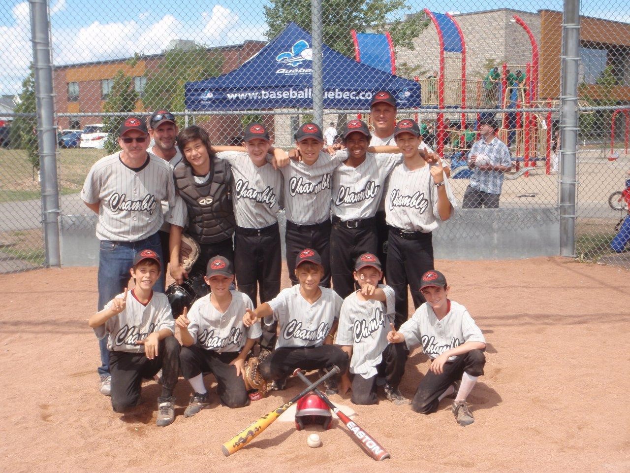 Les Jays&nbsp;: Zachary Bouthillier, Marc-Olivier Côté, Jean-Olivier Dicaire Leduc, Samuel Ferland, Felix Gagnon, Justin Grégoire, William Henault, Pierre-Olivier Joseph, Simon Laferrière, Alexis Martel,&nbsp; l'entraîneur-chef Richard Laferrière les assistants Marc Gagnon et Jean-Luc Leduc.