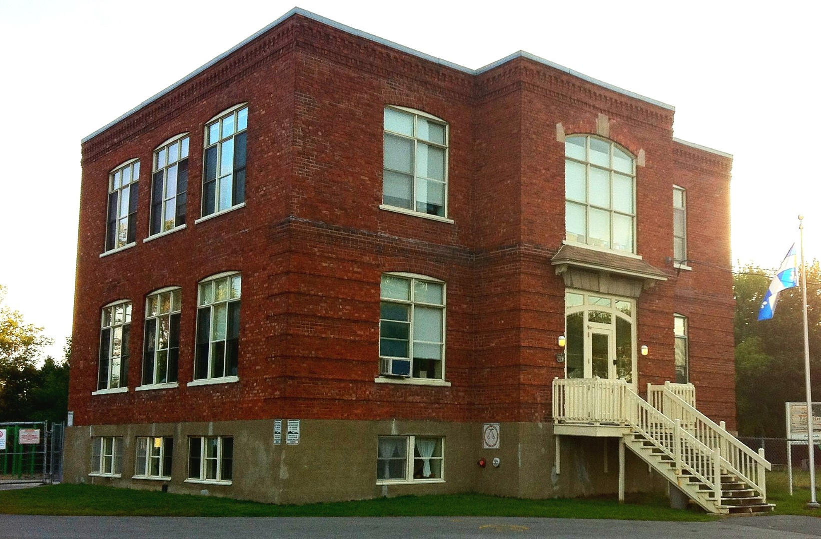 L'école de la Roselière à Chambly deviendra un établissement régulier dès septembre.
