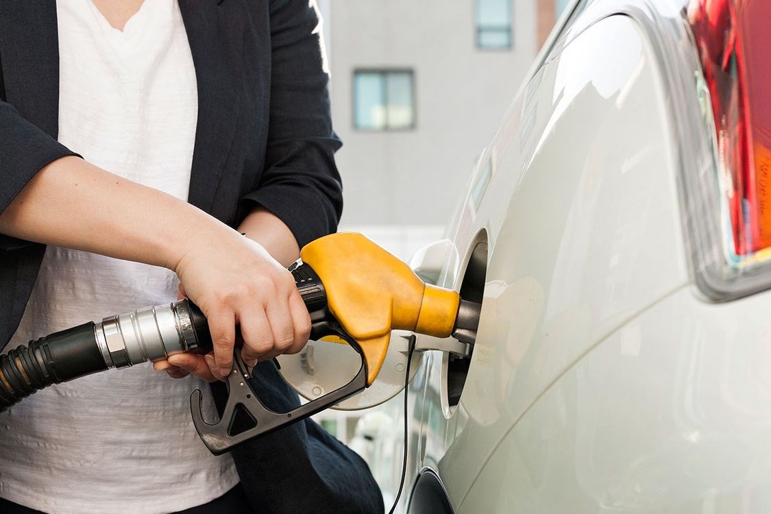 Fin des autos à essence en 2035: pas de panique, dit CAA-Québec