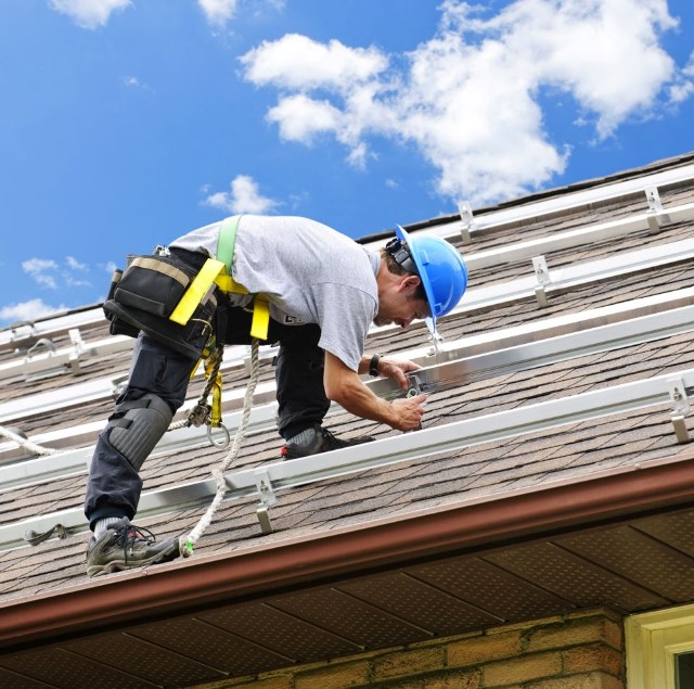 INSTALLATION DE TOITURE : LES TRAVAUX PRÉPARATIFS