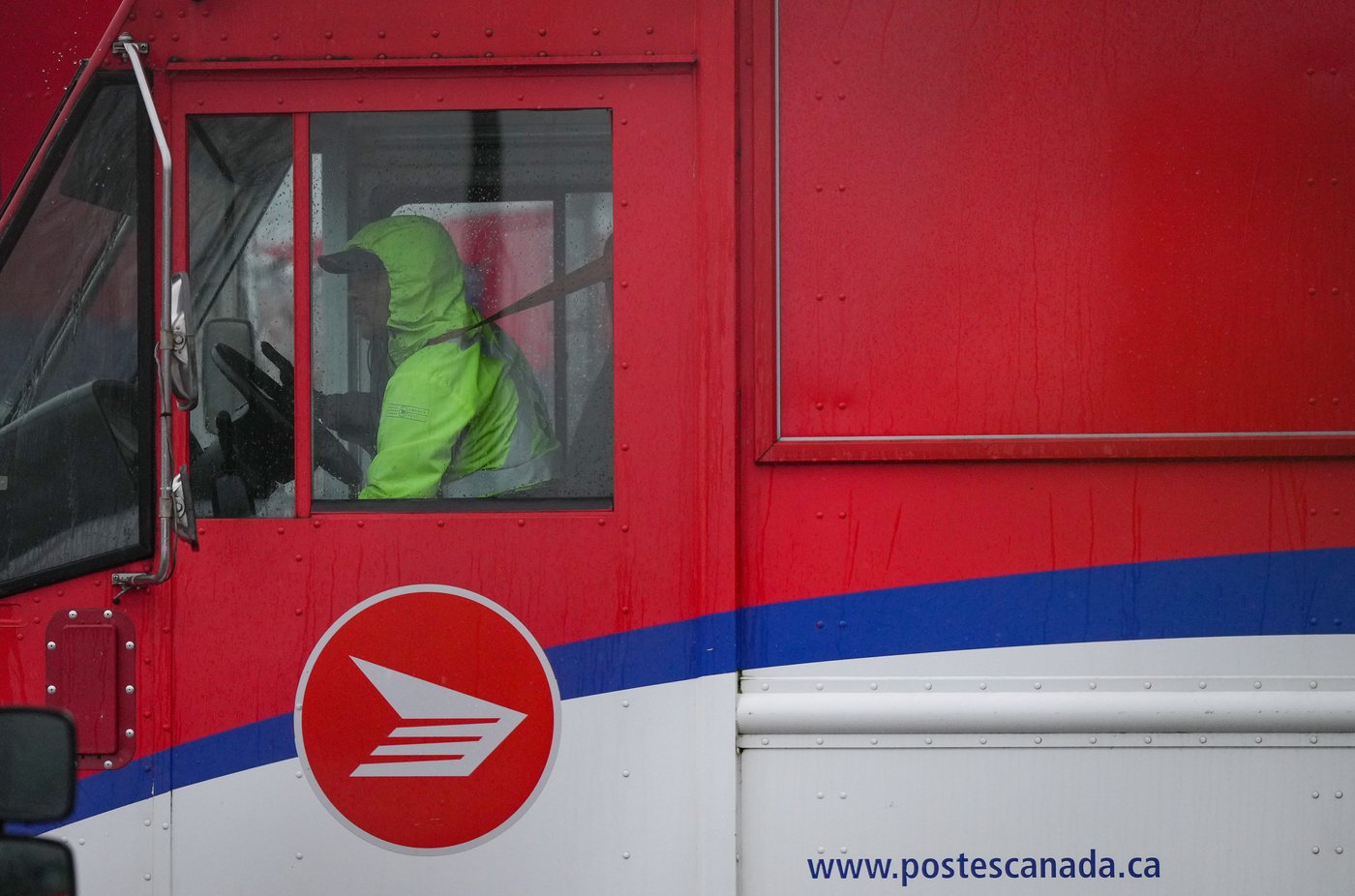 Commission d'enquête: Postes Canada est «au bord du précipice», dit sa direction