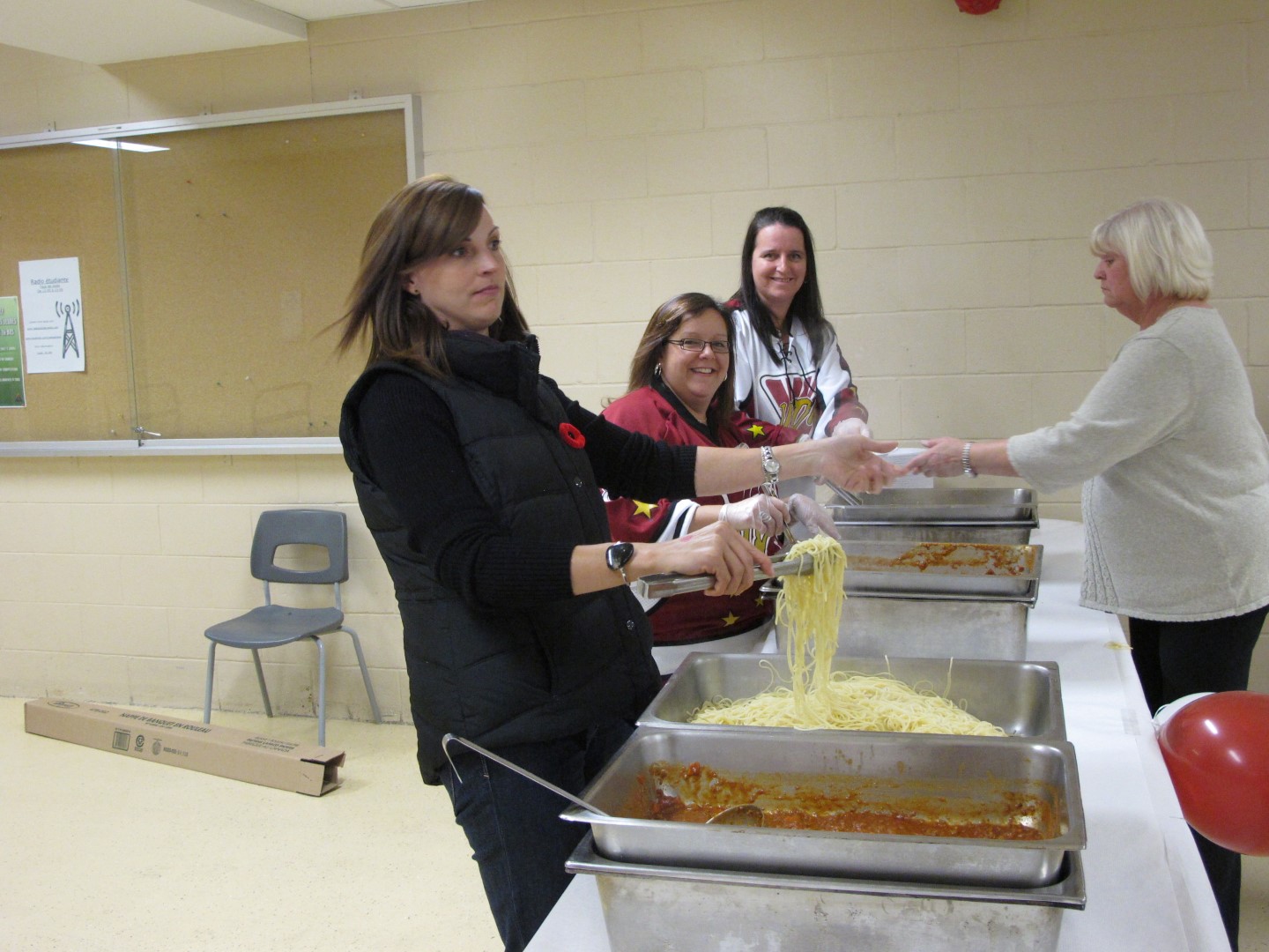 Le souper spaghetti aura lieu le samedi 3 novembre à l'école secondaire Polybel de Beloeil. Il s’agit de la collecte de fonds la plus importante de l'Association de ringuette de la Vallée-du-Richelieu.