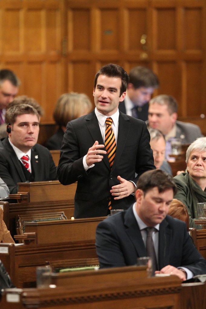 Matthew Dubé se dit également inquiet de la non-écoute du gouvernement Harper envers les demandes des élus de la région.