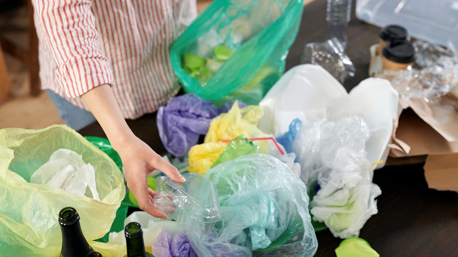 Agir concrètement sur l'enjeu environnemental qu’est la gestion des déchets et de la consommation du plastique