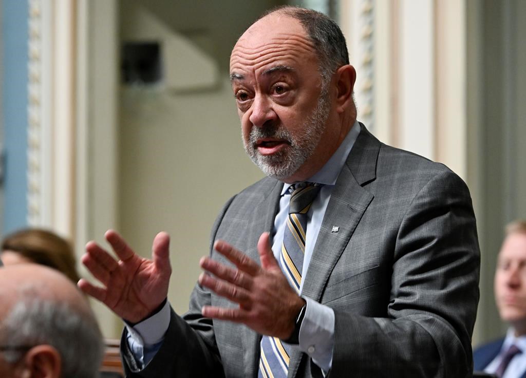 Québec veut déployer une «équipe volante publique» pour les besoins criants en santé
