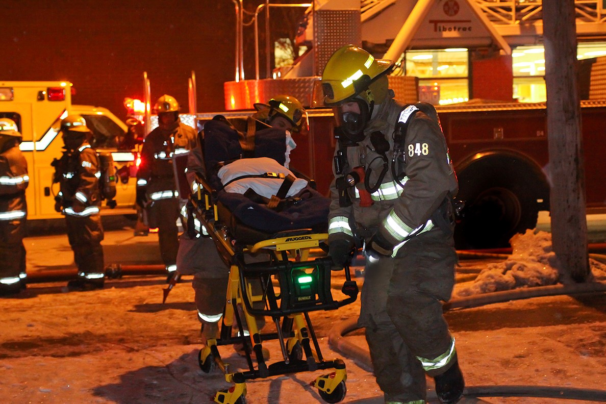Sur les lieux, on a retrouvé une victime inconsciente, un homme de 87 ans, qui est décédé des suites de l'incident.
