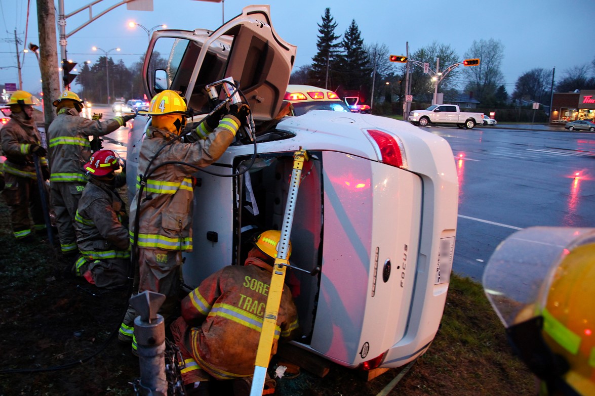 Un accident impliquant deux véhicules a nécessité l’utilisation des pinces de désincarcération, le 8 mai dernier, sur le boulevard Poliquin, à Sorel-Tracy.