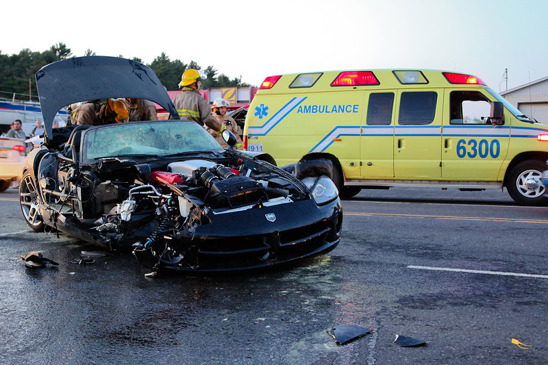 Ce qui restait de la Dodge Viper après l’impact.
