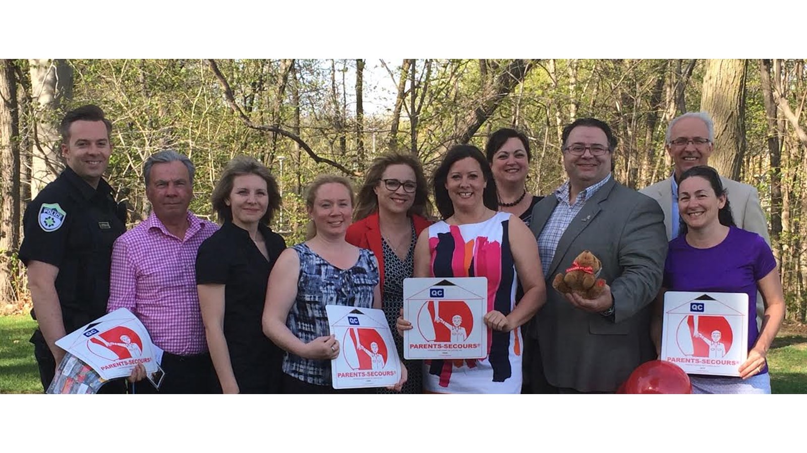 Jonathan Germain, préventionniste-enquêteur
- Jacques Caron, membre du comité Parents-Secours Lorraine
- Marie-Christine Potvin, membre du comité Parents-Secours Lorraine
- Stéphanie Caron, membre du comité Parents-Secours Lorraine
- Sylvie Trahan, directrice des Services juridiques et greffière
- Valérie Debien, présidente du comité Parents-Secours Lorraine
- Kathleen Otis, conseillère municipale déléguée à la sécurité publique
- Ramez Ayoub, maire
- Pierre Chalifoux, directeur général de Parents-Secours
- Sylvie Cholette, membre du comité Parents-Secours Lorraine