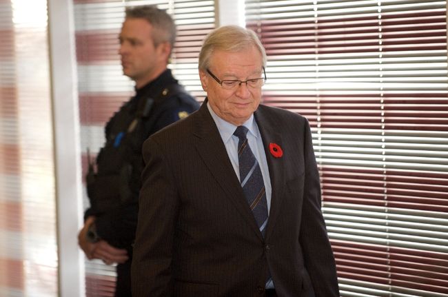 &lt;p&gt;Le maire de Laval, Gilles Vaillancourt, a annoncé sa démission, le vendredi 9 novembre 2012, à l’hôtel de ville de Laval.&lt;/p&gt;&lt;p&gt;JACQUES PHARAND/L'ÉCHO DE LAVAL/AGENCE QMI