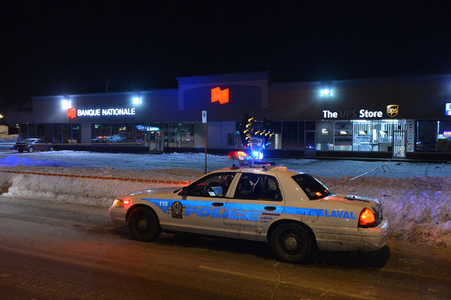 &lt;p&gt;Un individu a subi des blessures par arme blanche au haut et au bas du corps, le vendredi 28 décembre 2012 en soirée, sur le boulevard Samson, à Laval, mais on ne craignait pas pour sa vie. &lt;/p&gt;&lt;p&gt;ERIK PETERS/AGENCE QMI