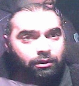 La police de Laval recherche Elias et Ziad Akl en lien avec une agression survenue au Red Lite. Elias Akl