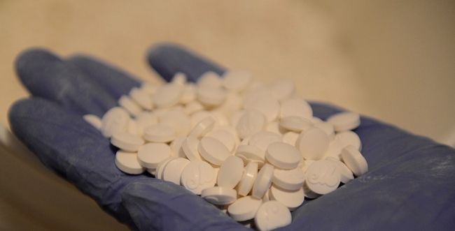 Plus de 385 policiers exécutaient 24 mandats d’arrestations et 36 mandats de perquisition dans le but de démanteler un important réseau de trafic de stupéfiants dans la grande région montréalaise, mardi matin.