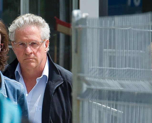 &lt;p&gt;L'unité permanente anticorruption (UPAC) a arrêté jeudi matin l'ex-maire de Laval Gilles Vaillancourt dans le cadre de la plus importante frappe de son histoire. En tout, 37 personnes vont être accusées en lien avec un stratagème de collusion et de corruption dans l'octroi des contrats municipaux. Sur la photo, Tony Accurso à sa sortie du poste de la Sûreté du Québec, sur la rue Parthenais, à Montréal, le jeudi 9 mai 2013. &lt;/p&gt;&lt;p&gt;PIERRE-PAUL POULIN/LE JOURNAL DE MONTRÉAL/AGENCE QMI