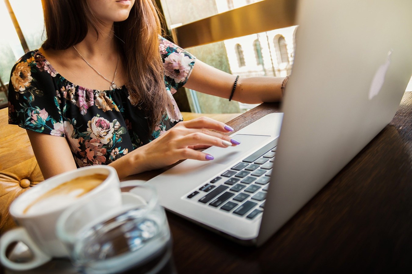 Le télétravail : un révélateur des inégalités entre hommes et femmes en emploi