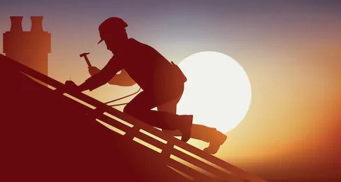 Bien avant l’arrivée d’une vague de chaleur, les employeurs devraient procéder à une évaluation des risques de contraintes thermiques auxquels sont exposés leurs travailleurs et se doter d’un plan d’action pour les protéger. 