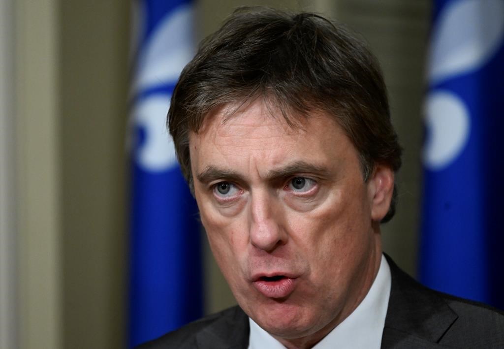 Énergie: le PLQ veut qu'une commission itinérante consulte Québécois et Autochtones