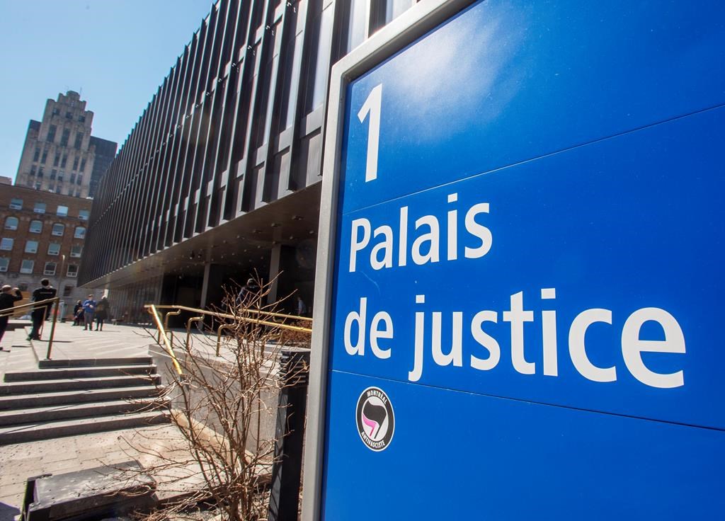 Un juge rejette une demande d'injonction sur les salles de prière à l'école