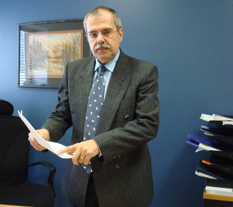 Claude Morin dénonce l'inaction du gouvernement Charest