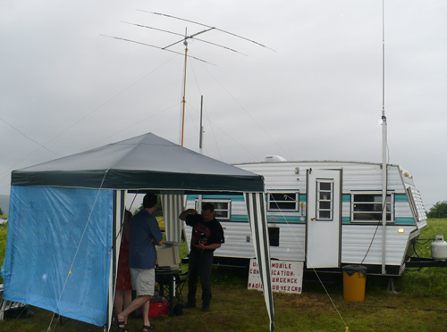 Field Day : occasion rêvée de découvrir la radio amateur