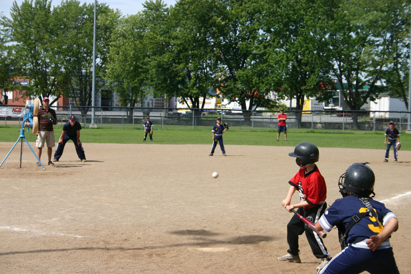 Du beau temps et de belles finales au Festival de baseball