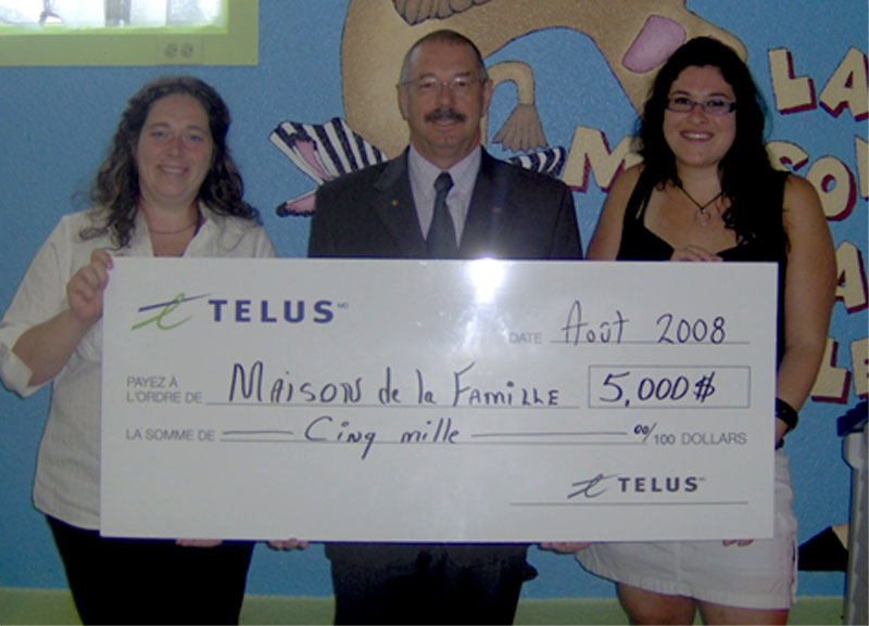 Telus donne un Coup d'pouce à la famille