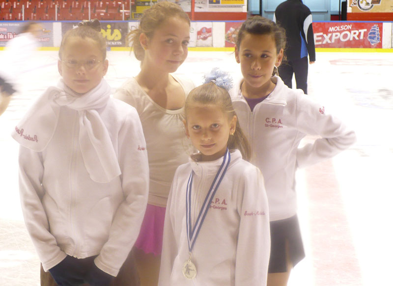 Des patineuses couronnées à Lévis et Magog
