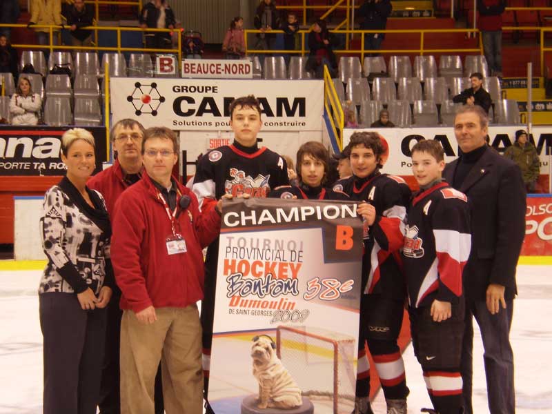 Des finales beauceronnes enlevantes au Tournoi provincial de hockey bantam