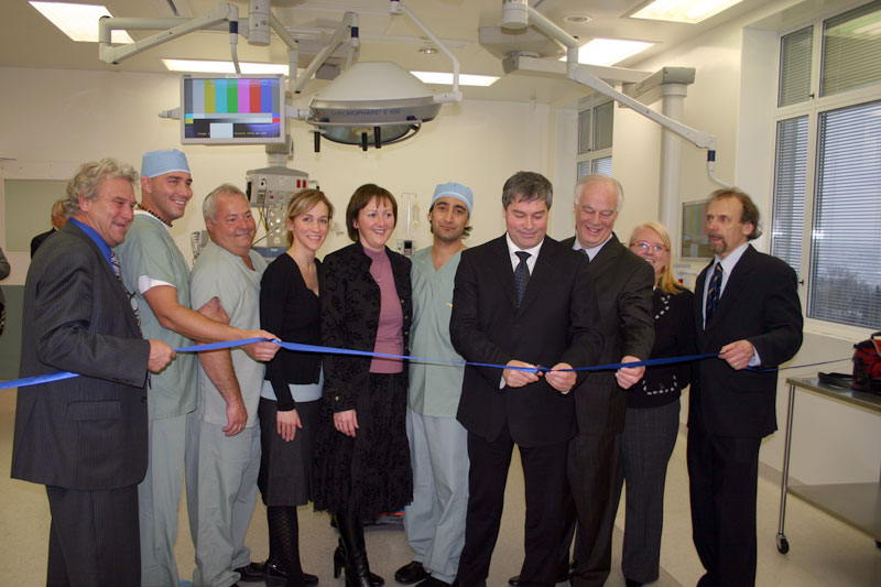 Le ministre de la Santé inaugure les nouveaux équipements à Saint-Georges