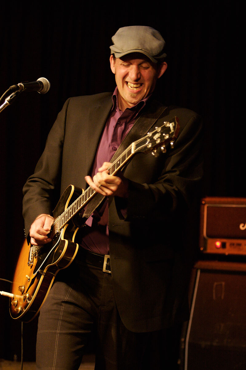 Steve Strongman sera en spectacle le 19 et non le 21 novembre