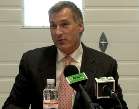 Pas de ministère pour Maxime Bernier, mais un voyage dans l'Ouest