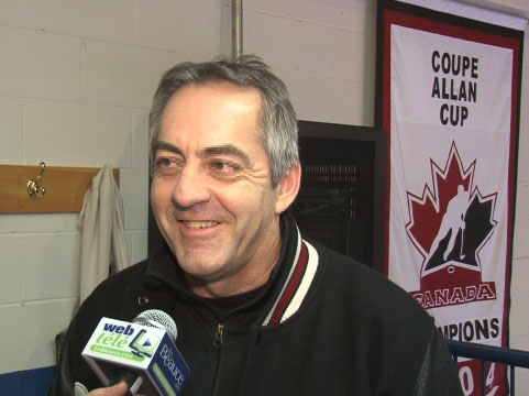 Gaétan Boucher est venu supporter le CRS et son fils Jean-François