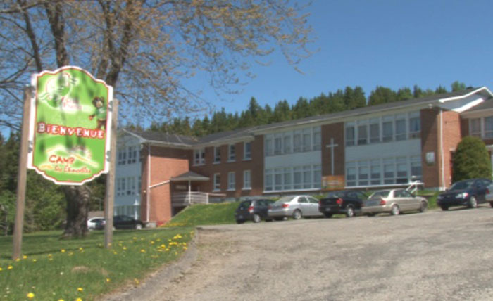 Saint-Jules: Projet  de parc thématique en forêt au Camp les Étincelles