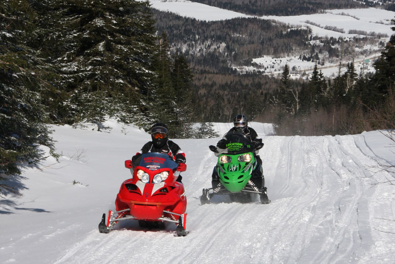 Sentiers de motoneige : Il ne manque que de la neige et du froid