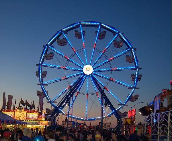 La nouvelle grande roue de Beauce Carnaval attire les visiteurs à Québec