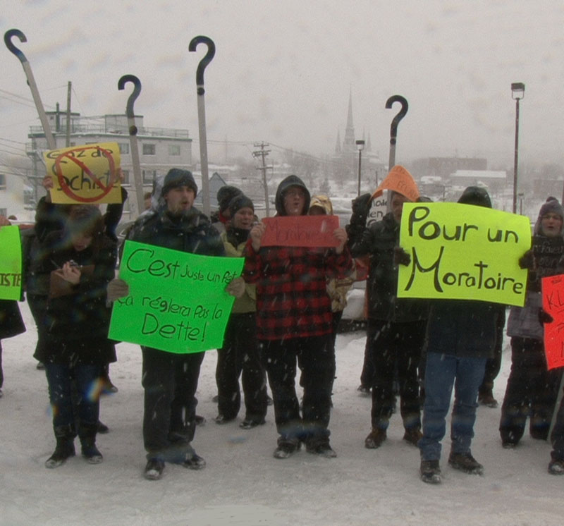 Des étudiants du Cégep manifestent pour un moratoire sur l'exploitation des gaz de schiste