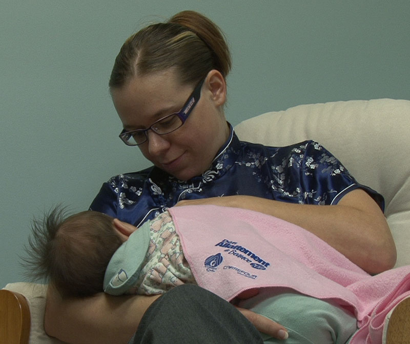 Défi allaitement: Les mères sont invitées à allaiter au Carrefour Saint-Georges le 1er octobre