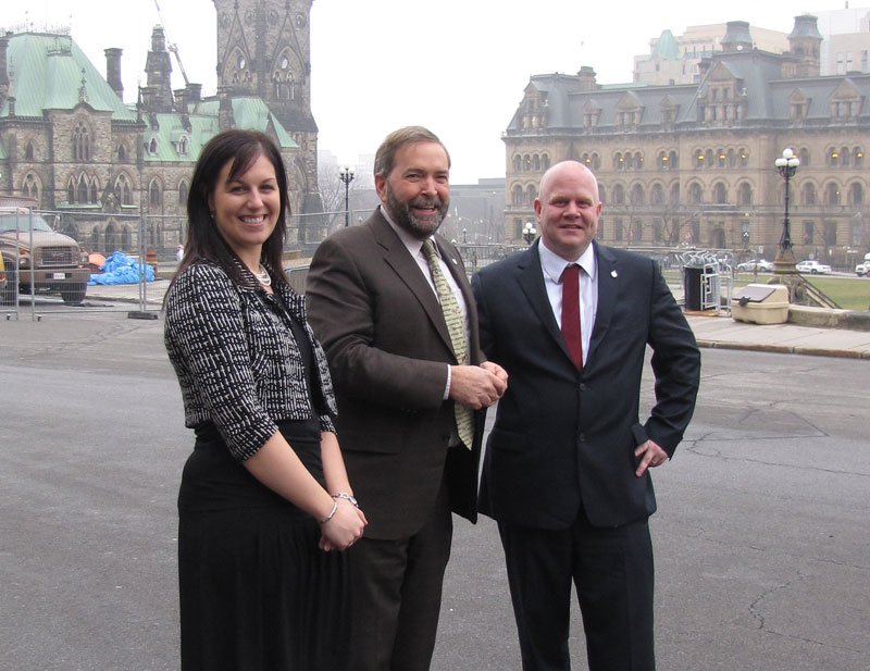 Le NPD en mode séduction pour Thomas Mulcair