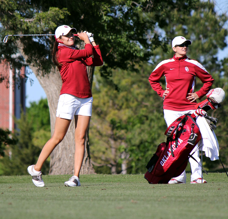 Golf féminin: Véronique Drouin mène l'Université de l'Oklahoma au 6e rang aux États-Unis