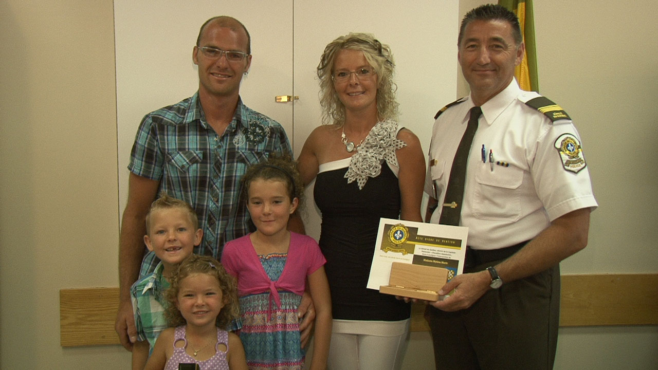 Sauvetage d'un enfant de la noyade à Saint-Éphrem: La SQ rend hommage à Mylène Morin