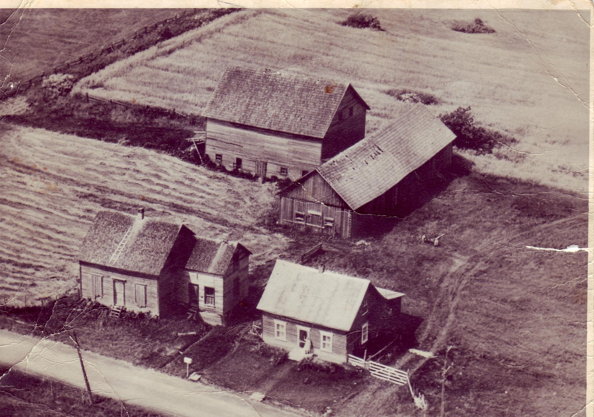 Maison paternel Mme Albert Gilbert   Photo Claude Gilbert.