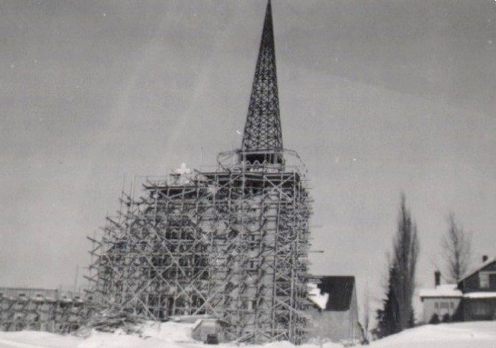 Construction de l'église l'Assomption en 1950
