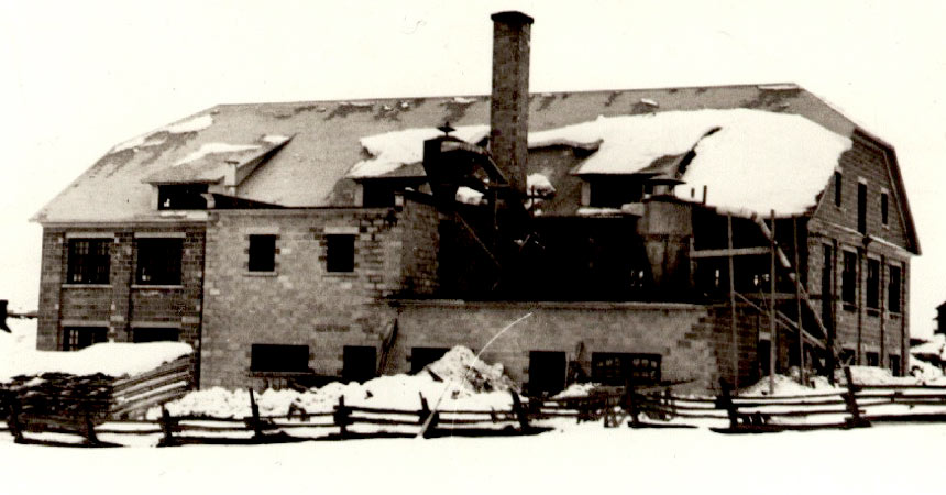 St-Georges Shoes en 1947