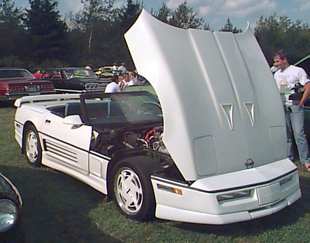 Exposition de voitures antiques en 1998