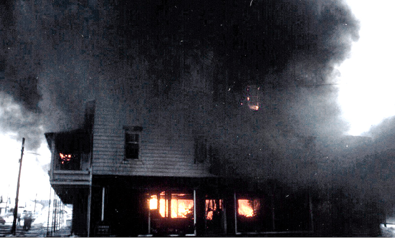 Meuble Armand 'MAZAR' Roy en 1977